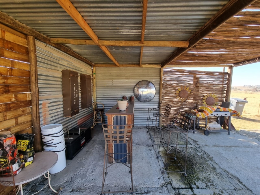 5 Bedroom Property for Sale in Kromkloof North Sh Free State